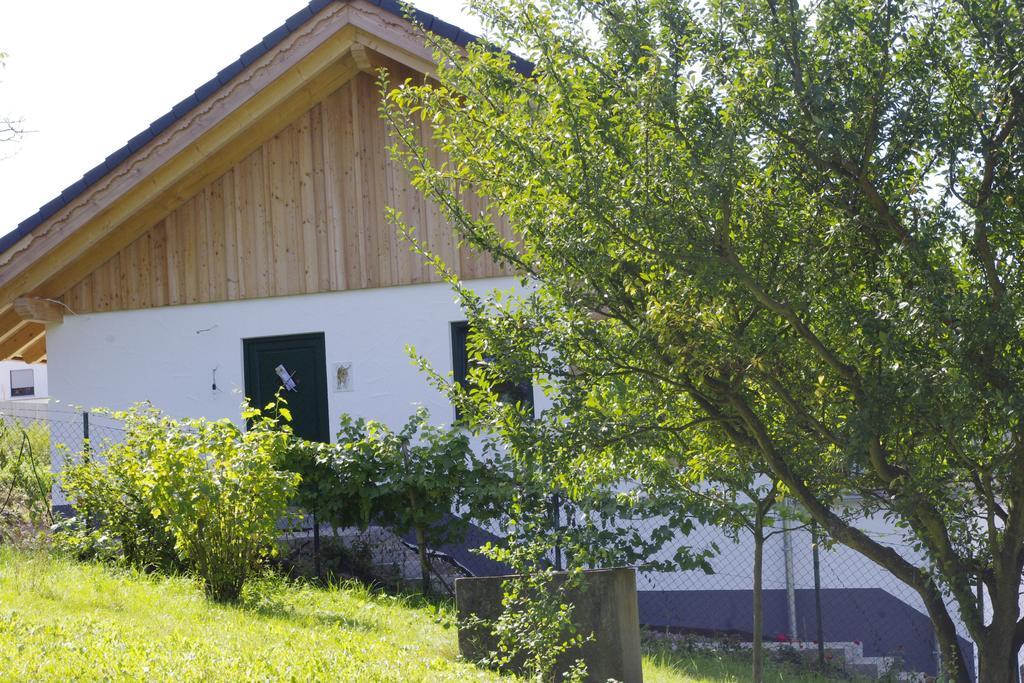 Huettenflair-Mosel Ferienwohnung Enkirch Buitenkant foto